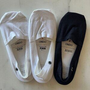 3 Pair of New Ondo Cotton No-Show Socks - Size Medium
